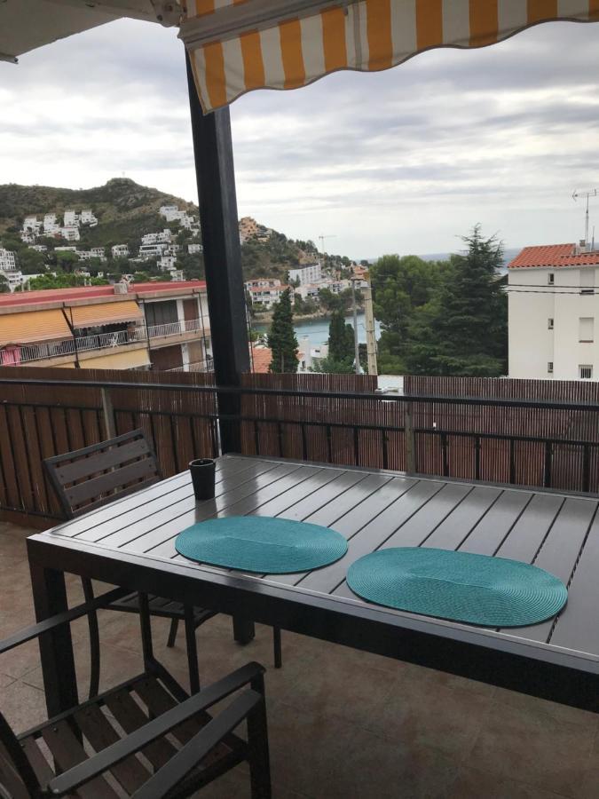 Apartamiento Canyelles Roses Bagian luar foto